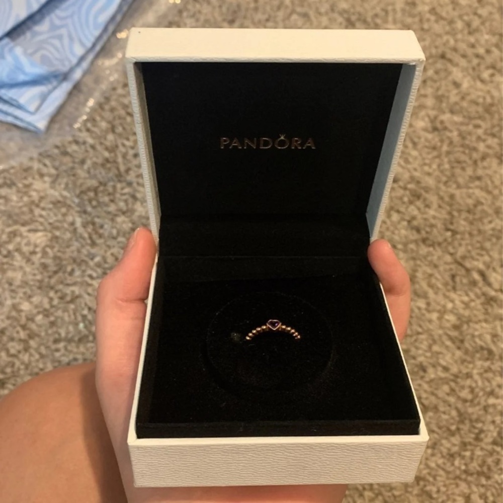 Pandora amethyst heart shaped Ron with rose gold band